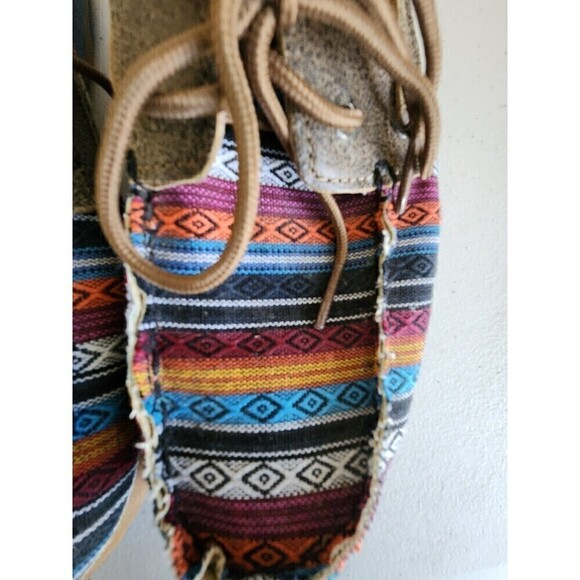 Twisted X Womens Boat Shoe Driving Moc Aztec Print Sz 9.5 See pics for condition - Picture 3 of 8